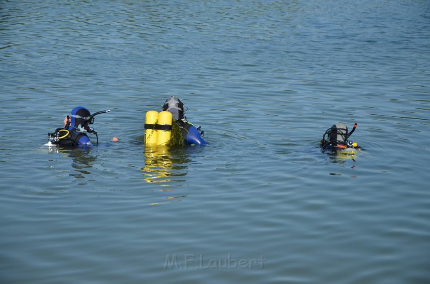 PWasser Einsatz BF FF Koeln Troisdorf Rotter See P101.JPG